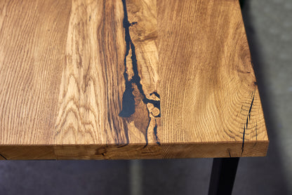 Ąžuolinis valgomojo stalas su suolu – „RAW Line“