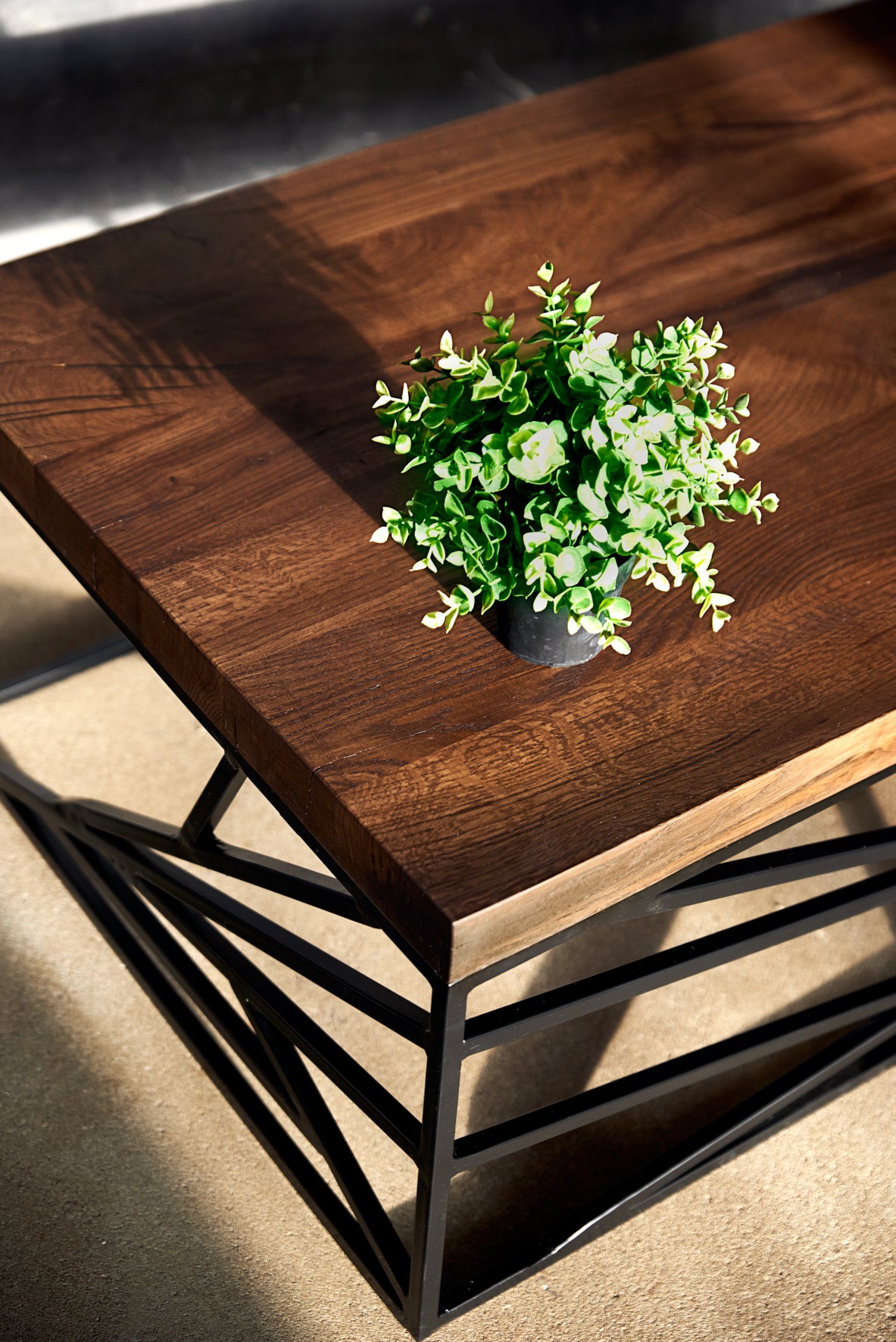 Kavos staliukas „Construct“