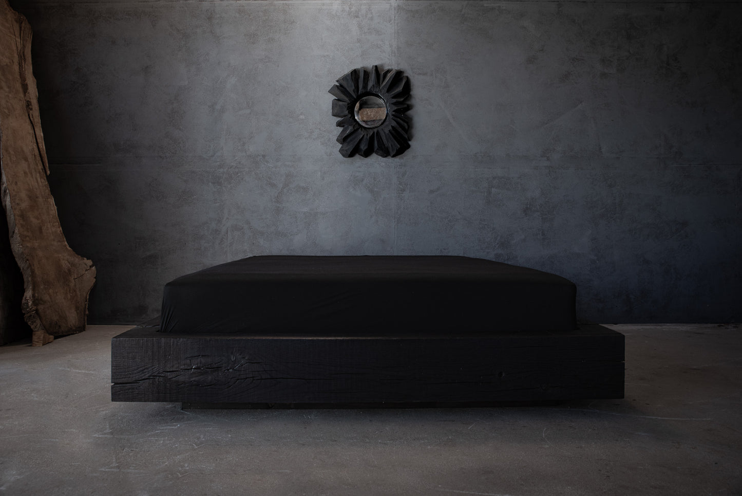 Wabi-Sabi ąžuolinė lova „Kuro“