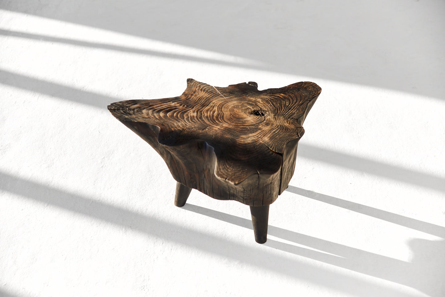 Eglinis staliukas „Šaknis“