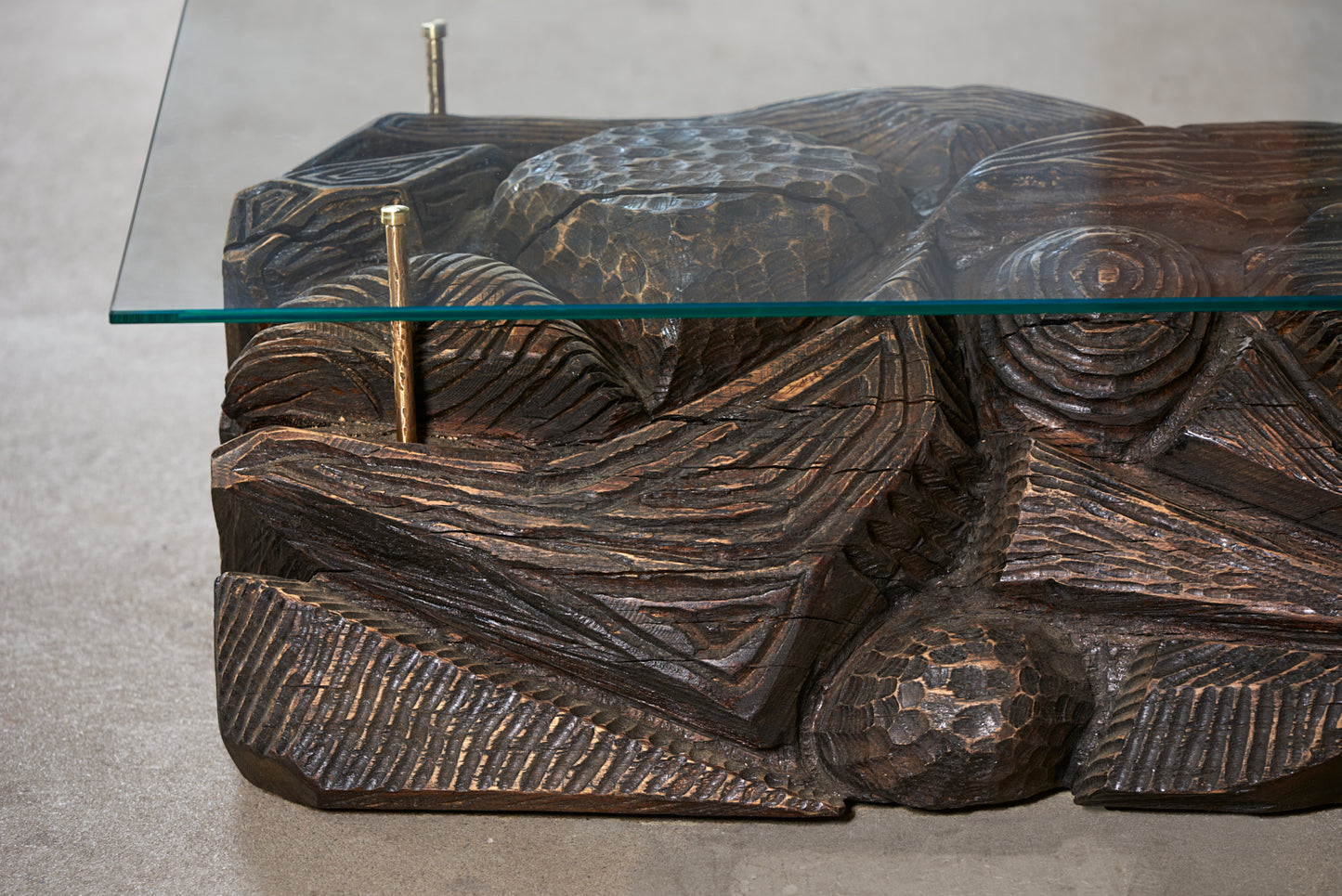 Ąžuolinis kavos staliukas „Afrikos ritmai“